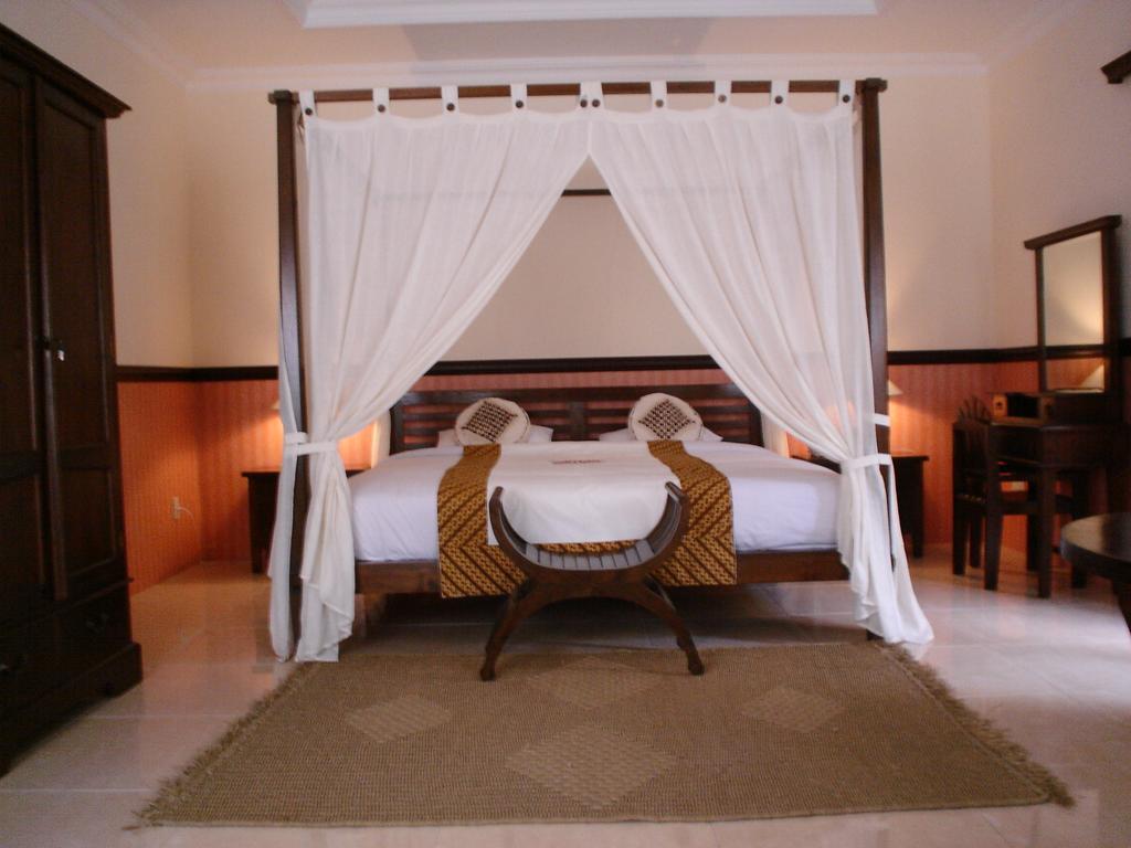 Swaloh Resort & Spa Kalangbret Exterior foto