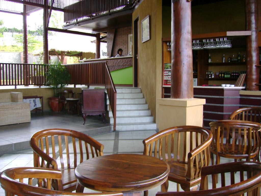 Swaloh Resort & Spa Kalangbret Exterior foto